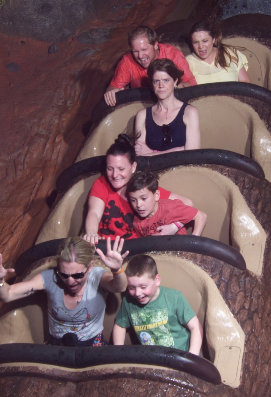 angry-splash-mountain-lady-1-7795f67d-3319-453a-89a6-708fdd4a5d8f